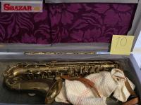 Saxofon Alt zlaty Boosey-Bessons CO London W.C2.